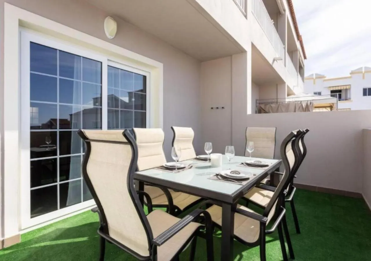Holiday home Townhouse With Pool And Sea View In Callao Salvaje