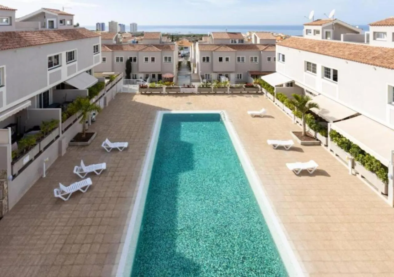 Townhouse With Pool And Sea View In Callao Salvaje Holiday home